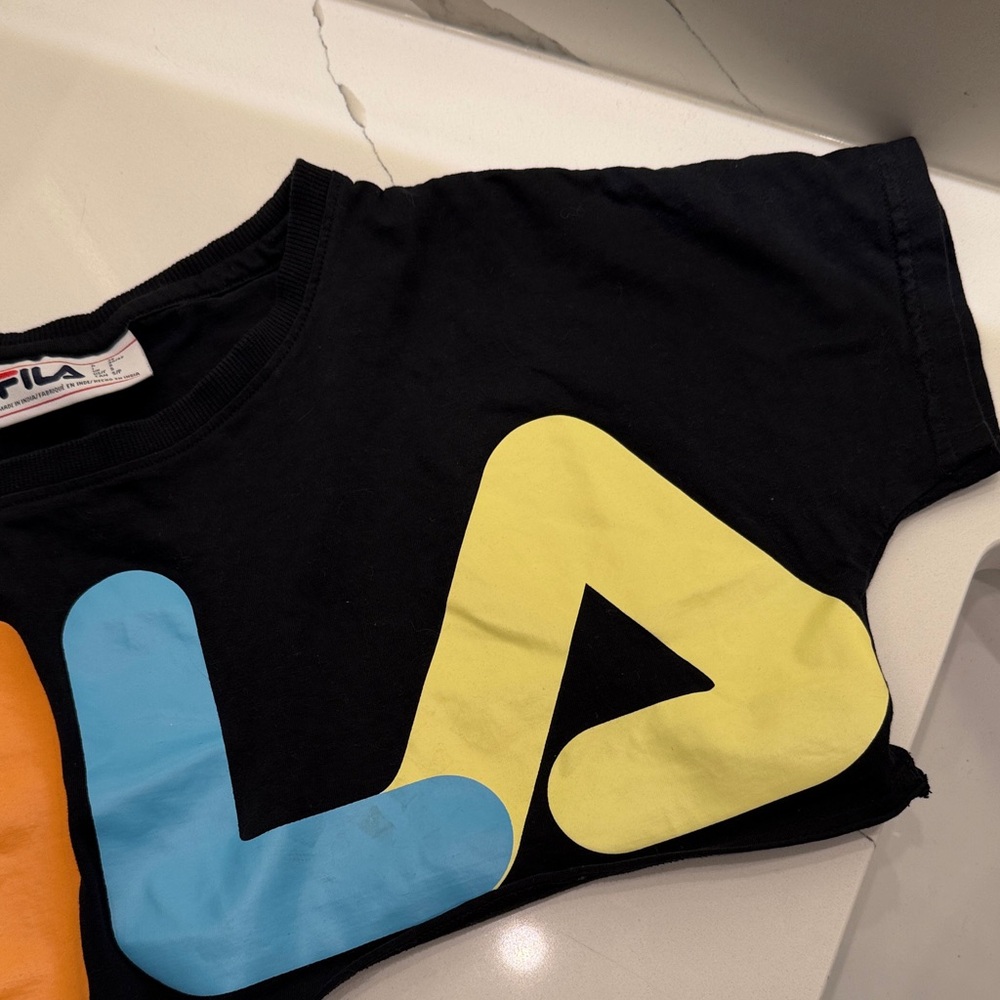 Fila Womens Black Crop Top Short Sleeve Multi Color Logo Graphic Tee Size S - Picture 3 of 5